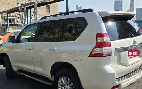 Toyota Land Cruiser Prado 150 рестайлинг 2, 2015 год, 3 450 000 рублей, 9 фотография