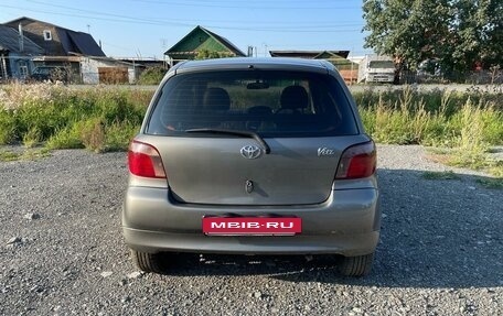 Toyota Vitz, 2001 год, 350 000 рублей, 6 фотография