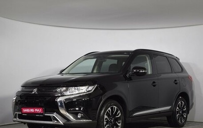 Mitsubishi Outlander III рестайлинг 3, 2022 год, 3 750 000 рублей, 1 фотография