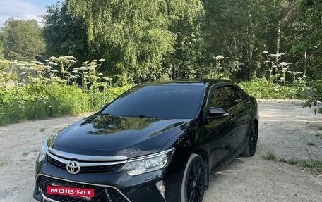 Toyota Camry, 2017 год, 2 150 000 рублей, 5 фотография