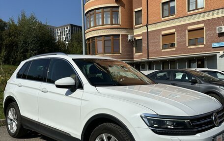 Volkswagen Tiguan II, 2017 год, 2 070 000 рублей, 6 фотография