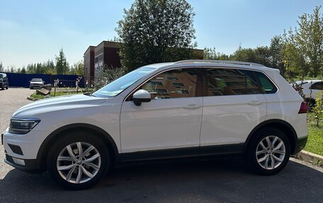 Volkswagen Tiguan II, 2017 год, 2 070 000 рублей, 11 фотография