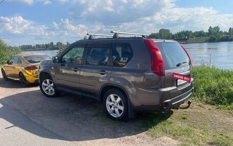 Nissan X-Trail, 2010 год, 1 050 000 рублей, 2 фотография