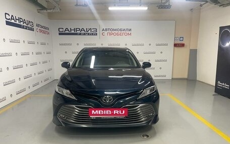 Toyota Camry, 2018 год, 2 619 000 рублей, 2 фотография