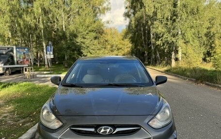 Hyundai Solaris II рестайлинг, 2012 год, 650 000 рублей, 2 фотография