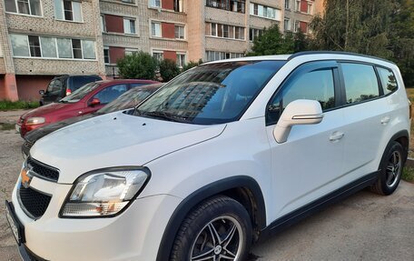 Chevrolet Orlando I, 2014 год, 1 300 000 рублей, 4 фотография