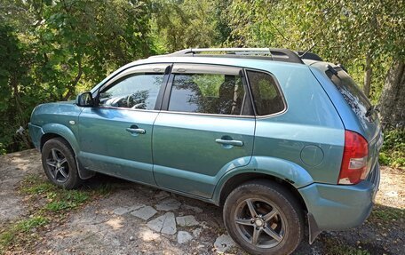 Hyundai Tucson III, 2008 год, 750 000 рублей, 3 фотография