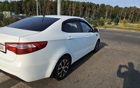 KIA Rio III рестайлинг, 2013 год, 890 000 рублей, 4 фотография