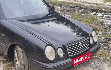 Mercedes-Benz E-Класс, 1998 год, 550 000 рублей, 9 фотография