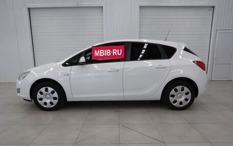 Opel Astra J, 2011 год, 690 000 рублей, 6 фотография