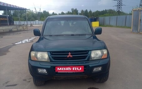 Mitsubishi Pajero III рестайлинг, 2001 год, 550 000 рублей, 2 фотография