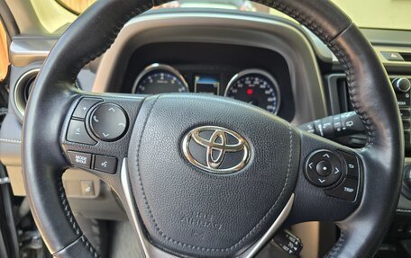 Toyota RAV4, 2017 год, 3 000 000 рублей, 7 фотография