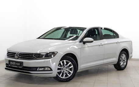 Volkswagen Passat B8 рестайлинг, 2019 год, 2 680 000 рублей, 1 фотография