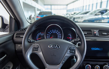 KIA Rio III рестайлинг, 2016 год, 1 370 000 рублей, 24 фотография