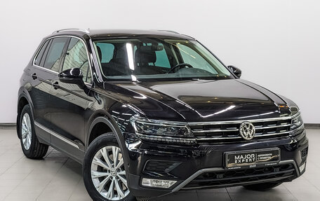 Volkswagen Tiguan II, 2017 год, 2 425 000 рублей, 3 фотография