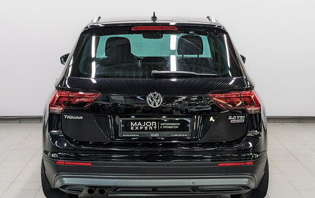 Volkswagen Tiguan II, 2017 год, 2 425 000 рублей, 6 фотография