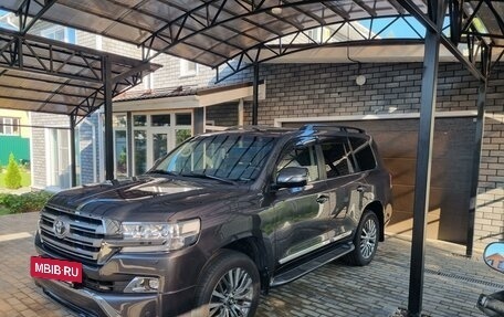 Toyota Land Cruiser 200, 2015 год, 6 300 000 рублей, 3 фотография