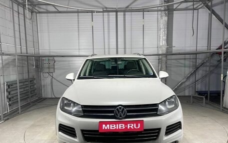 Volkswagen Touareg III, 2013 год, 1 799 000 рублей, 2 фотография