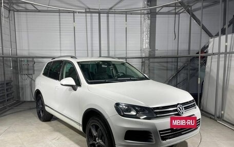 Volkswagen Touareg III, 2013 год, 1 799 000 рублей, 3 фотография