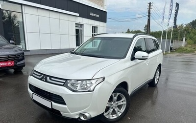 Mitsubishi Outlander III рестайлинг 3, 2013 год, 1 345 000 рублей, 1 фотография