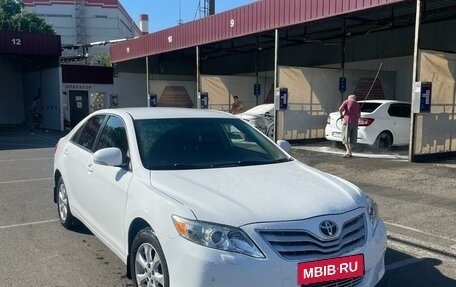 Toyota Camry, 2010 год, 1 400 000 рублей, 2 фотография