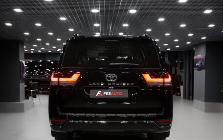 Toyota Land Cruiser, 2024 год, 13 890 000 рублей, 4 фотография