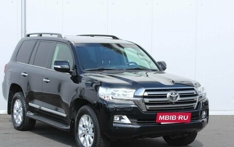 Toyota Land Cruiser 200, 2016 год, 6 599 000 рублей, 3 фотография