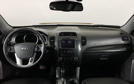 KIA Sorento II рестайлинг, 2010 год, 1 319 000 рублей, 13 фотография