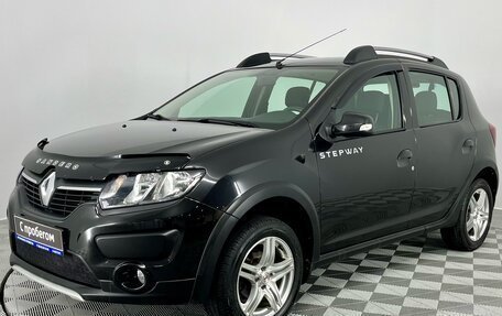 Renault Sandero II рестайлинг, 2015 год, 1 090 000 рублей, 1 фотография