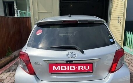 Toyota Vitz, 2012 год, 730 000 рублей, 6 фотография