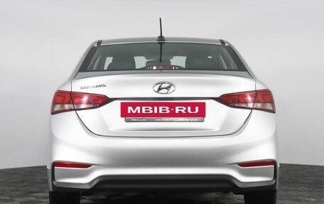 Hyundai Solaris II рестайлинг, 2018 год, 1 690 000 рублей, 6 фотография