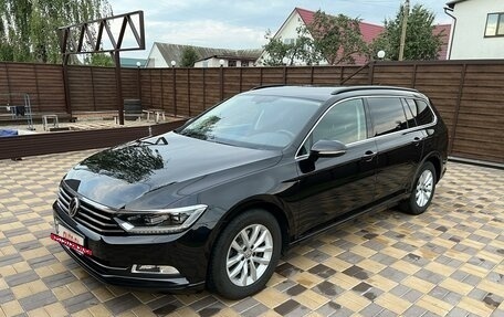 Volkswagen Passat B8 рестайлинг, 2019 год, 2 000 000 рублей, 2 фотография