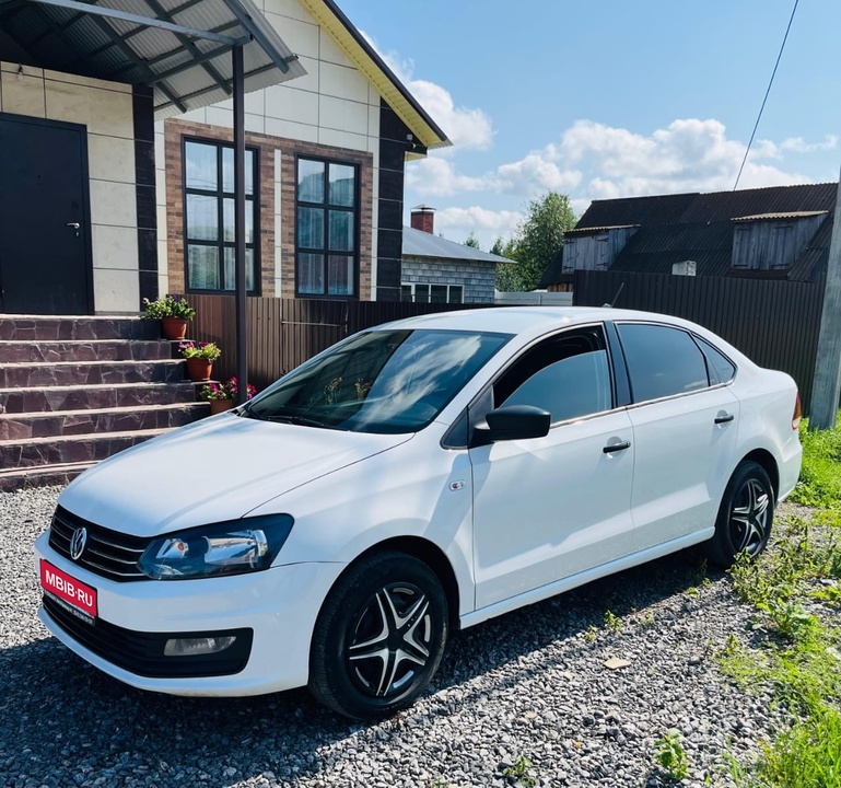 Volkswagen Polo V рестайлинг, 2019 год, 1 300 000 рублей, 4 фотография