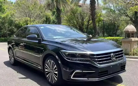 Volkswagen Passat B8 рестайлинг, 2021 год, 2 520 000 рублей, 3 фотография