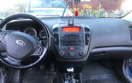 KIA cee'd I рестайлинг, 2008 год, 484 500 рублей, 15 фотография