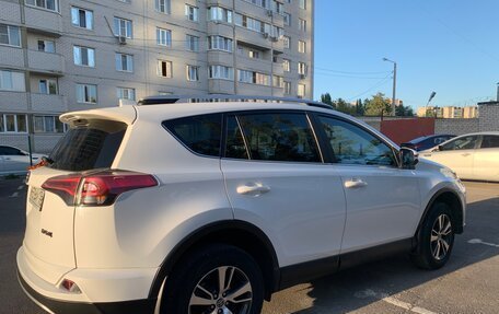 Toyota RAV4, 2017 год, 3 500 000 рублей, 4 фотография