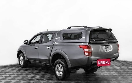 Mitsubishi L200 IV рестайлинг, 2017 год, 2 295 000 рублей, 6 фотография