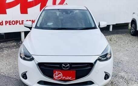 Mazda Demio IV, 2017 год, 1 057 037 рублей, 2 фотография