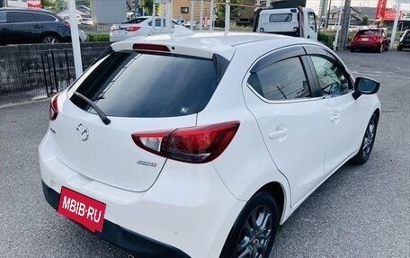 Mazda Demio IV, 2017 год, 1 057 037 рублей, 5 фотография