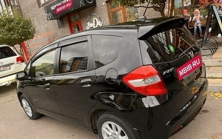 Honda Fit III, 2012 год, 890 000 рублей, 6 фотография