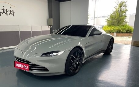 Aston Martin V8 Vantage IV, 2021 год, 17 199 100 рублей, 2 фотография