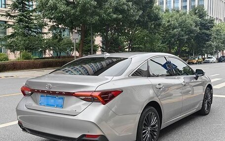 Toyota Avalon, 2023 год, 3 870 000 рублей, 7 фотография