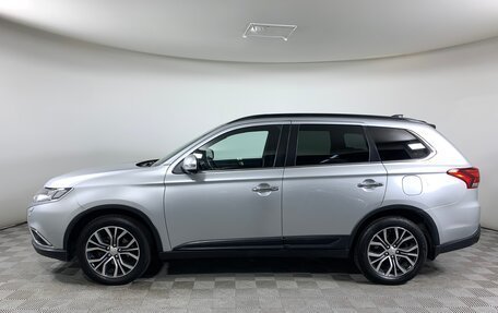 Mitsubishi Outlander III рестайлинг 3, 2017 год, 8 фотография