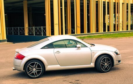 Audi TT, 2001 год, 990 000 рублей, 3 фотография