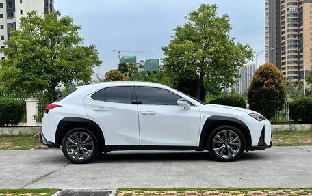 Lexus UX I, 2021 год, 2 650 700 рублей, 17 фотография