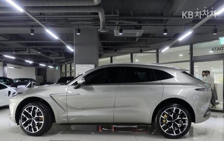 Aston Martin DBX I, 2021 год, 13 589 100 рублей, 2 фотография