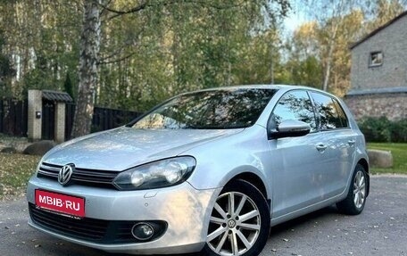 Volkswagen Golf VI, 2009 год, 830 000 рублей, 1 фотография