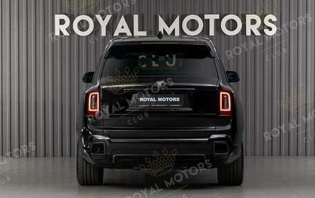 Rolls-Royce Cullinan, 2024 год, 108 500 000 рублей, 4 фотография