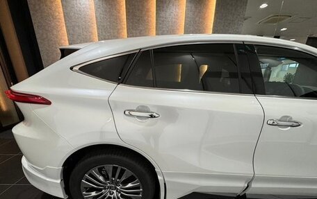 Toyota Harrier, 2021 год, 2 400 030 рублей, 10 фотография