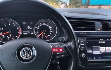 Volkswagen Tiguan II, 2017 год, 2 220 000 рублей, 6 фотография